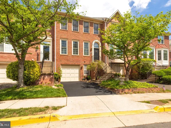 6240 Windham Hill Run, Alexandria, VA 22315