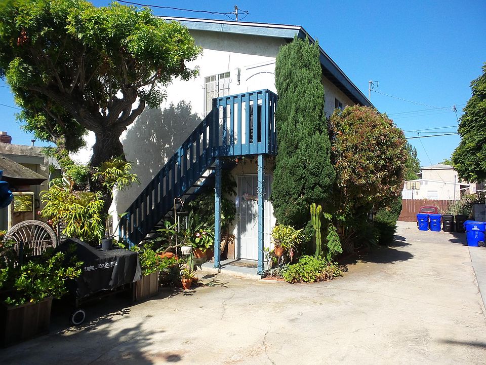 1st image of 3346 31st St #2