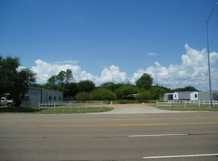 9705 N Navarro St, Victoria, TX 77904