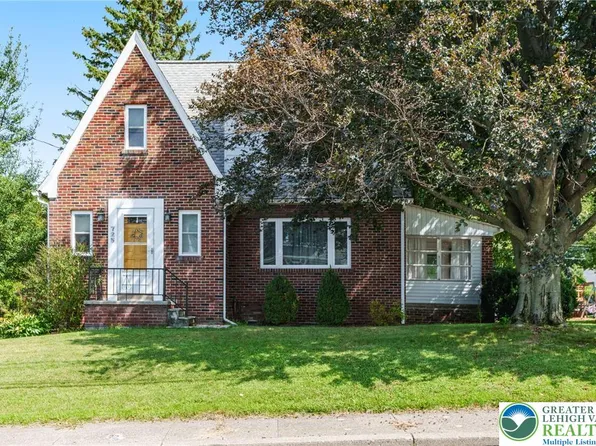 725 E Main St, Macungie, PA 18062
