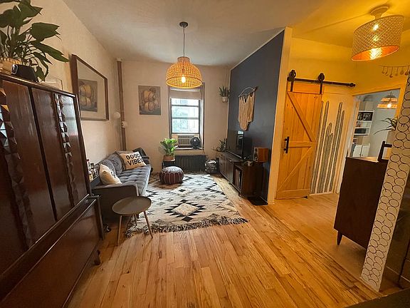 4th image of 157 W 123rd St #2