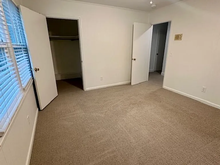 1110 Slann Dr — Photo 25