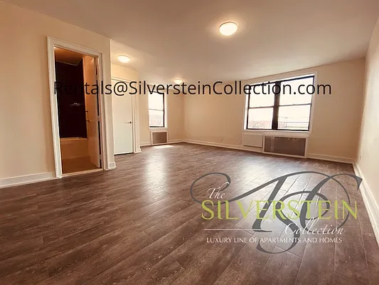 Rented by Silverstein Collection LLC  | media 8