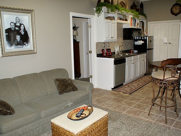 Apartment Living Room & Kitchen