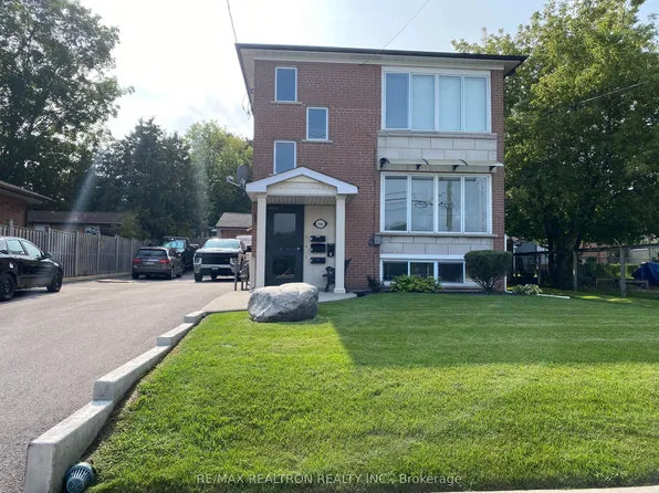 596 Farewell St #Basement, Oshawa, ON L1H 6N1