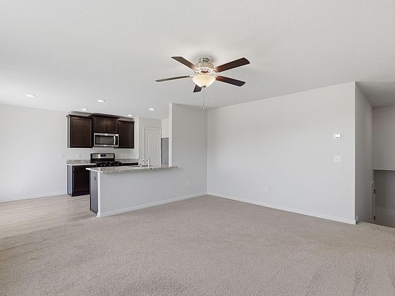 4th image of 1111 Natalie Ave