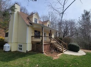 120 Guffey Mountain Rd, Fairview, NC 28730