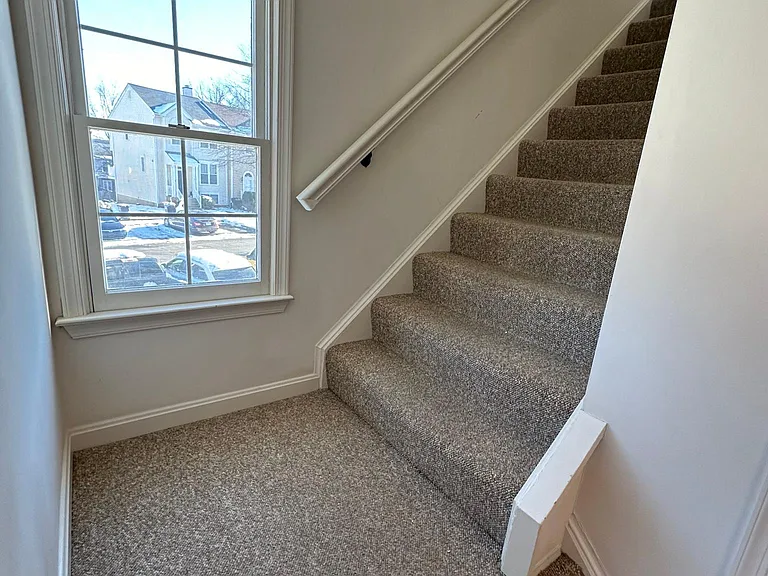7770 Black Horse Ct — Photo 15