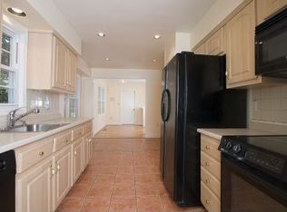 16521 Killdeer Dr, Derwood, MD 20855