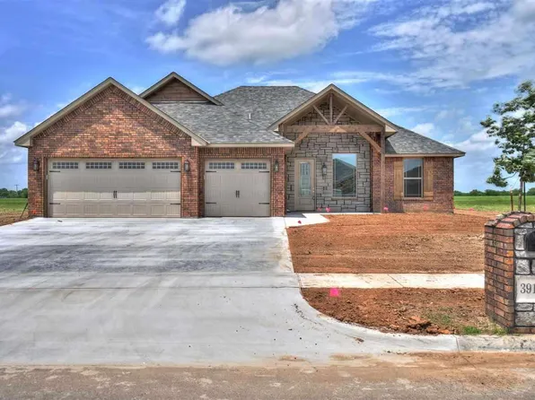 3918 NE Realtree Dr, Lawton, OK 73507