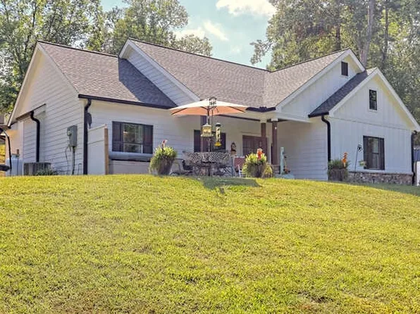 346 Woodland Ln, Hayesville, NC 28904