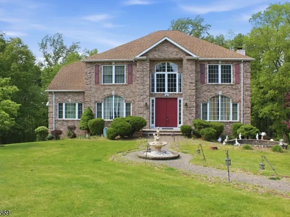 6 Andre Ct, Hardyston Twp., NJ 07416