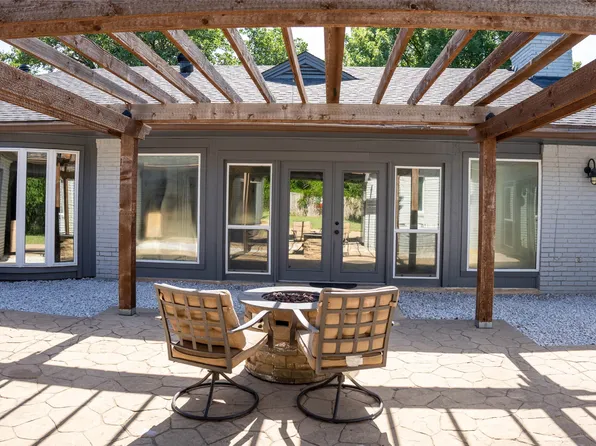 1419 Broadmoor Ln, Irving, TX 75061