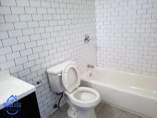 Rented by Blue Egg Realty Corp | media 6