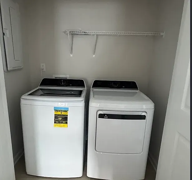 721 Peyden Ln #721 — Photo 3