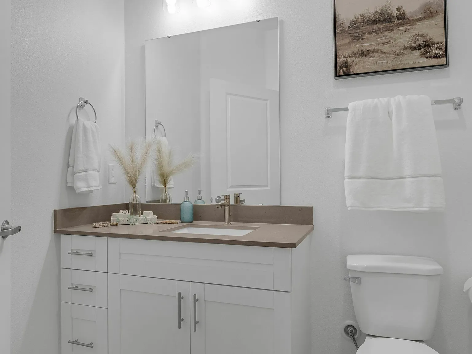 RISE Florence Villa Townhomes — Photo 4