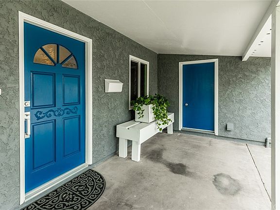 5th image of 10281 Claudia Ave