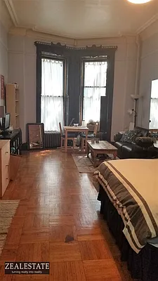 Rented by ZealEstate Group Inc | media 18