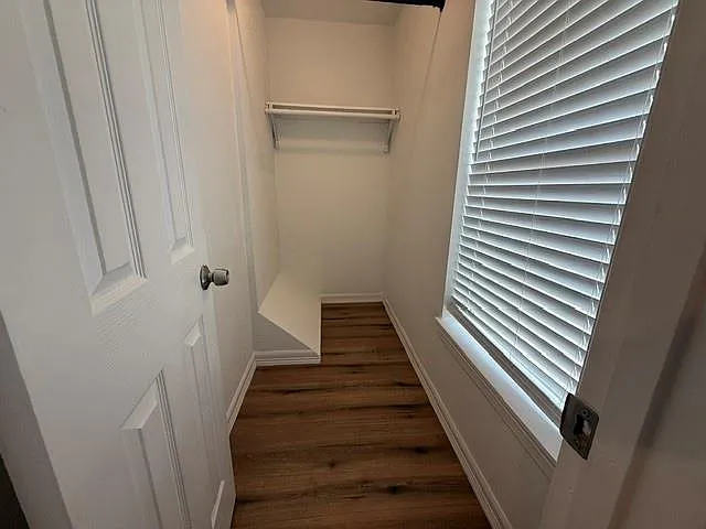 2 bed, 2.0 bath, 1100 sqft, $1,295 — Photo 3
