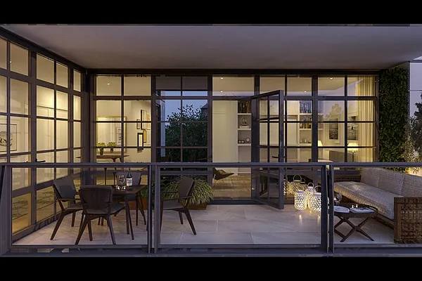 Sold by Corcoran | media 14