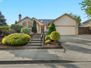 2296 NE Estate Dr, Hillsboro, OR
