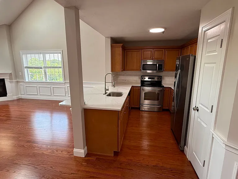 233 Magill Dr — Photo 1
