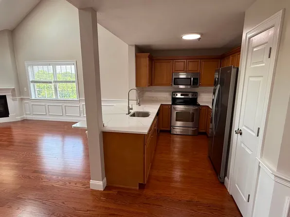 Magill DR. LLC, 233 Magill Dr Unit 14, Grafton, MA 01519