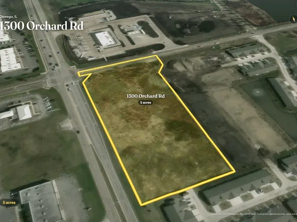 1300 Orchard Rd, Oswego, IL 60543