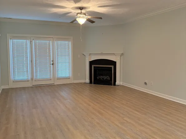 7827 High Market St, Sunset Beach, NC 28468