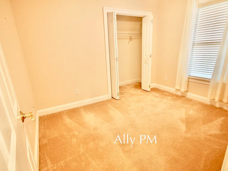 1892 Clay Dr — Photo 16
