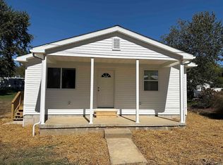 112 W 2nd St, Birdseye, IN 47513