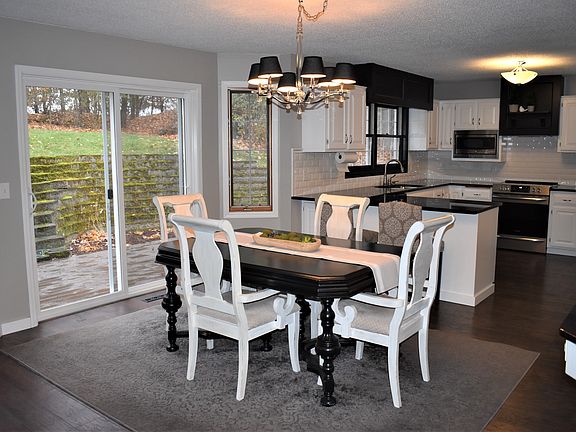 Main Floor Dining/Kitchen