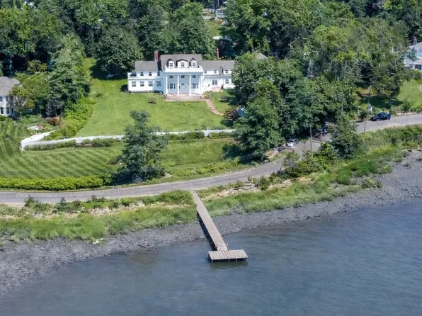 159 E Shore Rd, Huntington Bay, NY 11743