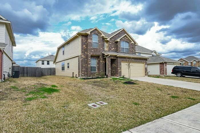 1st image of 2506 Camarilla Ln