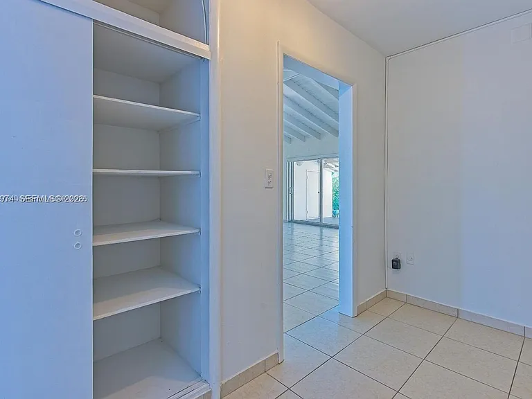 5400 Orduna Dr #0 — Photo 7