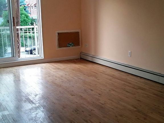2nd image of 1754 Givan Ave #1