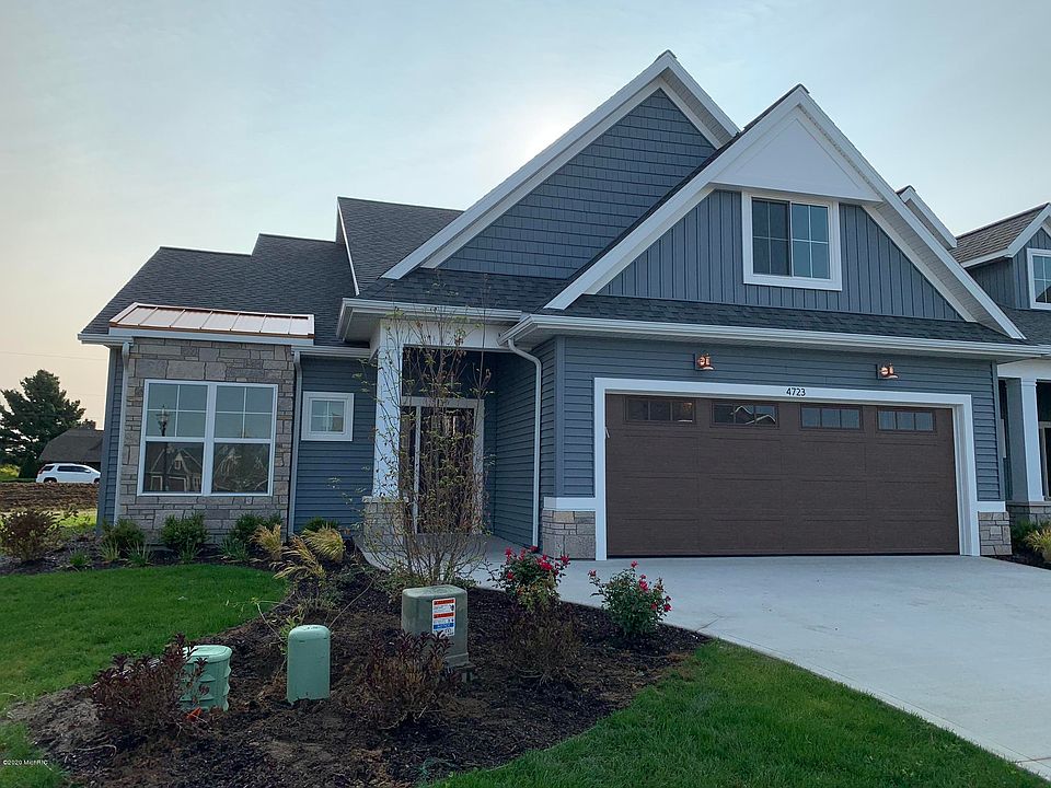 1st image of 4723 Dune Grass Ln #31
