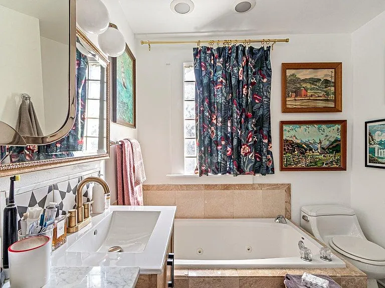 383 Schiller Aly — Photo 20