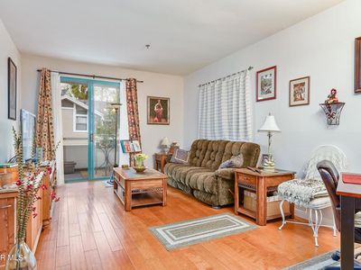 865 S B St APT L2, Oxnard, CA, 93030