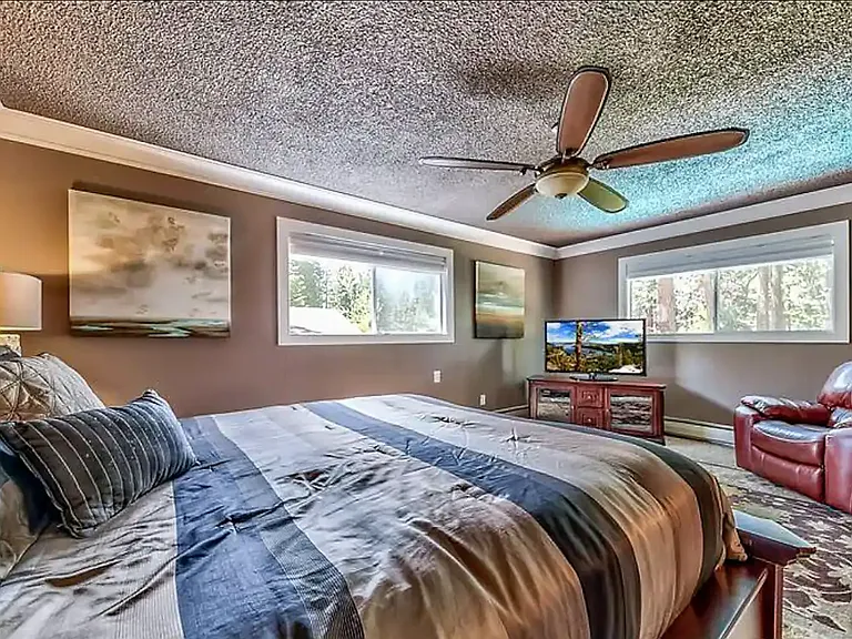 1062 Myron Dr — Photo 24