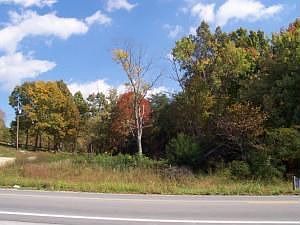 2nd image of 2030 Byrdstown Hwy