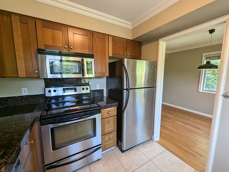 2515 SE 51st Ave #25 — Photo 6