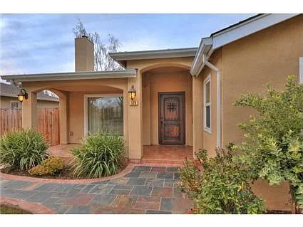 179 Bland Ave photo 1