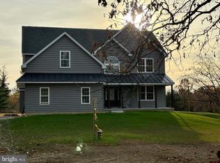 2176 Ziegler Rd, Pennsburg, PA 18073