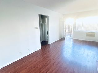 11558 Sylvan St, North Hollywood, CA 91606