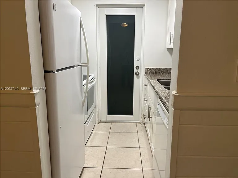 255 Sunrise Dr #103 — Photo 12