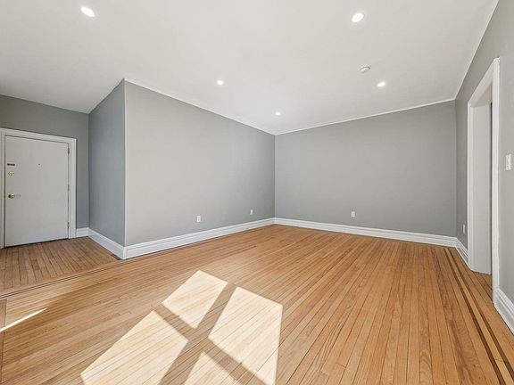 3rd image of 131 Kensington Ave APT C3