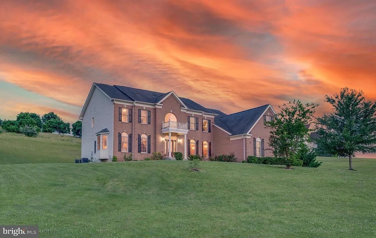 15000 Barlow Dr — Photo 3