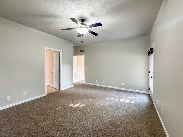 1223 W Cobblefield Ct — Photo 15