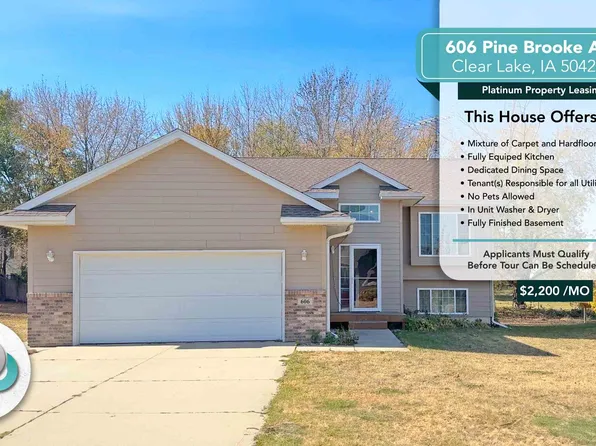 606 Pine Brooke Dr, Clear Lake, IA 50428